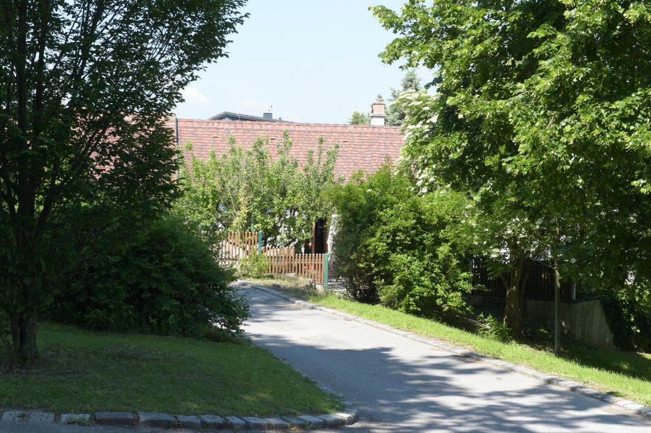 Apartment Nitsch - Gaestehaus Nitsch Prinzendorf an Der Zaya